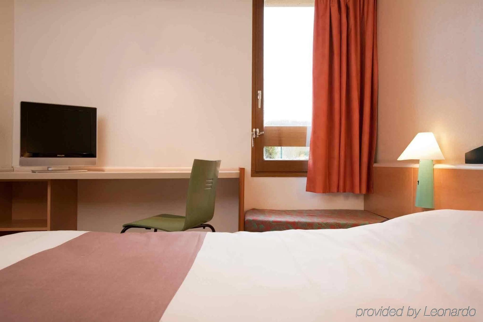 Hotel Ibis Creil Sur Oise Villers-Saint-Paul Exteriér fotografie